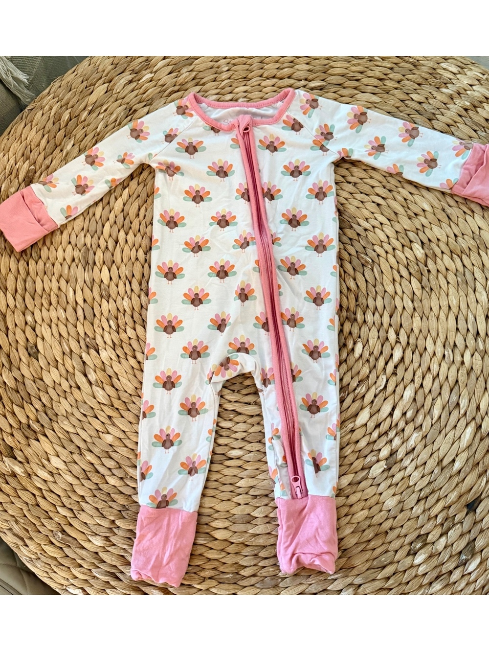 Stitchy Fish Turkey Trot Bamboo Sleeper Sz 0-3 Months EUC